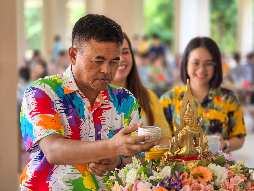 บรรยากาศงานสงกรานต์