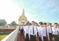 Image : ราชมงคลบ้านกร่างร่วมใจ น้อมสักการะสิ่งศักดิ์สิทธิ์เมืองพิษณุโลก