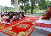 รูปภาพ : มทร.ล้านนา เชียงราย จัดกิจกรรมส่งเสริมพระพุทธศาสนาสวดมนต์ทำวัตรเช้า ทำบุญตักบาตรและฟังเทศน์พื้นเมืองชาดกเนื่องในเทศกาลเข้าพรรษา สัปดาห์ที่ 2