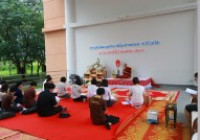 รูปภาพ : มทร.ล้านนา เชียงราย จัดกิจกรรมส่งเสริมพระพุทธศาสนาสวดมนต์ทำวัตรเช้า ทำบุญตักบาตรและฟังเทศน์พื้นเมืองชาดกเนื่องในเทศกาลเข้าพรรษา สัปดาห์ที่ 2