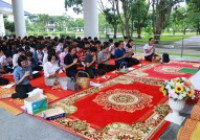 รูปภาพ :  มทร.ล้านนา เชียงราย จัดกิจกรรมส่งเสริมพระพุทธศาสนาสวดมนต์ทำวัตรเช้า ทำบุญตักบาตรและฟังเทศน์พื้นเมืองชาดกเนื่องในเทศกาลเข้าพรรษา สัปดาห์ที่ 6