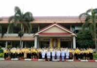 รูปภาพ : พิธีวางพวงมาลาเนื่องในวันคล้ายวันสวรรคต พระบาทสมเด็จพระบรมชนกาธิเบศร มหาภูมิพลอดุลยเดชมหาราช บรมนาถบพิตร 