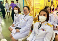 รูปภาพ : คณาจารย์ มทร.ล้านนา ลำปาง ร่วมพิธีถวายเครื่องราชสักการะและจุดเทียนถวายพระพรชัยมงคล เฉลิมพระเกียรติสมเด็จพระนางเจ้าฯ พระบรมราชินี เนื่องในโอกาสวันเฉลิมพระชนมพรรษา 3 มิถุนายน 2568