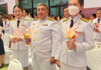 รูปภาพ : คณาจารย์ มทร.ล้านนา ลำปาง ร่วมพิธีถวายเครื่องราชสักการะและจุดเทียนถวายพระพรชัยมงคล เฉลิมพระเกียรติสมเด็จพระนางเจ้าฯ พระบรมราชินี เนื่องในโอกาสวันเฉลิมพระชนมพรรษา 3 มิถุนายน 2568
