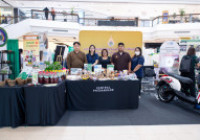 รูปภาพ : มทร.ล้านนา พิษณุโลก นำเสนอผลงานในนิทรรศการนวัตกรรมการจัดการและใช้ประโยชน์จากขยะและวัสดุเหลือใช้ เนื่องในวันสิ่งแวดล้อมโลก ประจำปี 2568