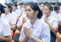 รูปภาพ : ราชมงคลล้านนา พิษณุโลก จัดพิธีไหว้ครูและบายศรีสู่ขวัญ ต้อนรับนักศึกษาใหม่ ปีการศึกษา 2568