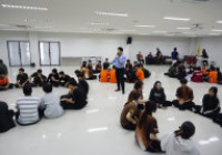 รูปภาพ : งานหอพักนักศึกษาได้จัดกิจกรรม  “รู้ทันใจ สร้างสุข ในชีวิตนักศึกษา”  ผ่านกระบวนการ 3H: Head – Heart – Hand 