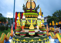 รูปภาพ : มทร.ล้านนา ตาก ร่วมพิธีเปิดงานประเพณีลอยกระทงสายไหลประทีป 1000 ดวงจังหวัดตาก ประจำปี 2568