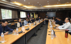 มทร.ล้านนา พร้อมเปิดตัวหลักสูตร “Agri-food Start Up : Version 4” ปั้นบัณฑิตพันธุ์ใหม่ พลิกโฉมเกษตรไทยสู่ “ผู้ประกอบการนวัตกรรม” เต็มตัว