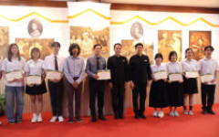 ผลงานนักศึกษา มทร.ล้านนา ร่วมเฉลิมพระเกียรติในนิทรรศการโครงการอันเนื่องมาจากพระราชดำริฯ ณ ศาลากลางจังหวัดเชียงใหม่