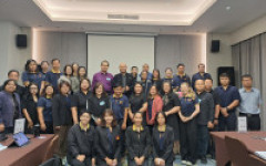 สำนักงานประกันคุณภาพการศึกษา มทร.ล้านนา จัดอบรมเชิงปฏิบัติการพัฒนาผู้ประเมินคุณภาพภายในและเลขานุการระดับหลักสูตร ยกระดับมาตรฐานการศึกษาสู่เกณฑ์ AUN-QA Version 4
