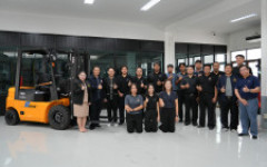 มทร.ล้านนา ตาก จับมือสถาบันพัฒนาฝีมือแรงงาน 43 ตาก จัดอบรมปั้นผู้ทดสอบมาตรฐานฝีมือแรงงาน ยกระดับสายอาชีพโลจิสติกส์