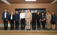 กองประชาสัมพันธ์ มทร.ล้านนา ร่วมประชุมขับเคลื่อนงานกิจการนักศึกษาและศิษย์เก่าสัมพันธ์ เดินหน้าบูรณาการการสื่อสารสร้างเครือข่ายศิษย์เก่าเพื่อพัฒนานักศึกษา