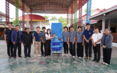 นวัตกรรมเพื่อสังคม นักศึกษาหลักสูตรเมคคาทรอนิกส์ส่งมอบระบบควบคุมเตียงปรับยืนด้วยไฟฟ้า แก่ศูนย์การศึกษาพิเศษตาก ช่วยฟื้นฟูผู้ป่วยติดเตียง