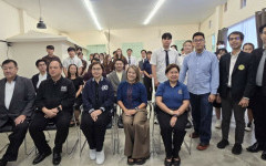 นักศึกษา มทร.ล้านนา เจ๋ง! คว้า 3 รางวัลใหญ่ เวที “Pitching IDEA Chiang Mai” โชว์ไอเดียพลิกย่านสันป่าข่อย–วัดเกตุ สู่ย่านต้นแบบ Digital Nomad ระดับโลก