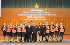 รูปภาพ : นักศึกษาการจัดการธุรกิจค้าปลีก จัดเต็ม 21 รางวัล YPR & ME