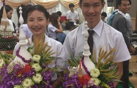 รูปภาพ : หลักสูตรออกแบบเครื่องเรือน สืบสานประเพณีจัดพิธีทำบุญและพิธีไหว้ครูประจำปี 2560 