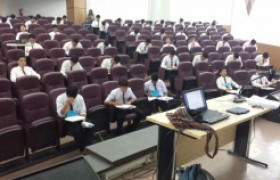 รูปภาพ : ศูนย์ภาษา มทร.ล้านนา เชียงราย จัดให้มีการสอบ Mock TOEIC