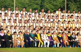 รูปภาพ : จัดการฝึกซ้อมย่อยพิธีรับพระราชทานปริญญาบัตร  ครั้งที่ 31  ประจำปีการศึกษา 2559        