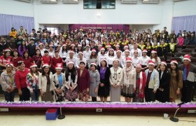 รูปภาพ : Christmas 2017 Talent Show โชว์ความสามารถ พัฒนาศักยภาพนักศึกษาที่เรียนรายวิชาภาษาอังกฤษฯ