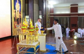 รูปภาพ : พิธีรับพระราชทานเครื่องราชอิสริยาภรณ์