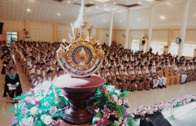 รูปภาพ : พิธีฝึกซ้อมรับพระราชทานปริญญาบัตร และพิธีแสดงความยินดีกับบัณฑิต ครั้งที่ ๓๒  มทร.ล้านนา ลำปาง ประทับใจ ยิ่งใหญ่ ตระการตา