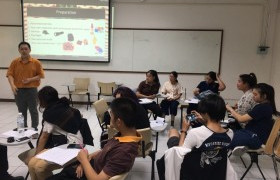 รูปภาพ : กิจกรรม English Classes for Learning Express 2019 students วันที่ 3