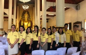 รูปภาพ : ร่วมพิธีเจริญพระพุทธมนต์เฉลิมพระเกียรติ และถวายพระพรชัยมงคลฯ 