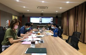 รูปภาพ : ประชุมกับคณะกรรมการตรวจสอบและประเมินผลการดำเนินงานของมหาวิทยาลัยครั้งที่ 5(3/2565)