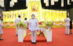 รูปภาพ : มทร.ล้านนา ร่วมพิธีลงนามถวายพระพร  เพื่อน้อมรำลึกถึงพระมหากรุณาธิคุณ เนื่องในวันฉัตรมงคล