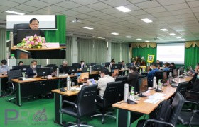 รูปภาพ : มทร.ล้านนา จัดประชุม ทบทวนนโยบายและการบริหารงานมหาวิทยาลัยสู่การพัฒนาแบบบูรณาการร่วมกัน