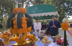 รูปภาพ : มทร.ล้านนา เชียงราย จัดพิธีบวงสรวงเทพไท้เทวา และสิ่งศักดิ์สิทธิ์ประจำมหาวิทยาลัย ณ ลานพระเจ้าทันใจ