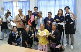 รูปภาพ :   มทร.ล้านนา เชียงราย จัดโครงการเสริมสร้างสมรรถนะผู้ประกอบการวิสาหกิจชุมชนโดยใช้เทคโนโลยีนวัตกรรมเพื่อพัฒนาธุรกิจของวิสาหกิจชุมชนให้ดีขึ้น (Reinventing) กิจกรรมที่ 1 การถ่ายทอดองค์ความรู้สู่ชุมชนเพื่อพัฒนาหลักสูตร Non degree