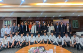 รูปภาพ : การประชุมร่วมกับ Guizhou Light Industry Technical College สาธารณรัฐประชาชนจีน