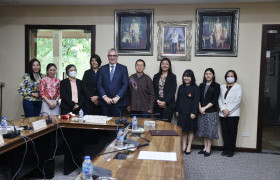 รูปภาพ : มทร.ล้านนา ต้อนรับเอกอัครราชทูตนิวซีแลนด์ หารือความร่วมมือด้านการศึกษา และเยี่ยมชมนิทรรศการศิลปวัฒนธรรมล้านนา