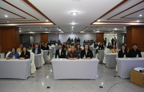 รูปภาพ : มทร.ล้านนา จัดอบรม “การบริหารพัสดุและการจำหน่ายพัสดุ” เสริมสร้างความรู้ด้านการจัดซื้อจัดจ้างให้กับบุคลากร