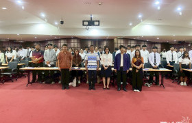 รูปภาพ : นักศึกษาร่วมอบรมเยาวชนขับขี่ปลอดภัยเสริมสร้างวินัยจราจร และป้องกันอุบัติเหตุ