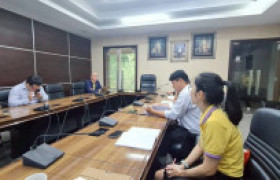 รูปภาพ : กองประชาสัมพันธ์ มทร.ล้านนา เข้าร่วมประชุมถ่ายทอดวิสัยทัศน์ ค่านิยม และวัฒนธรรมองค์กร พร้อมเสนอแผนกิจกรรมการสื่อสารประชาสัมพันธ์