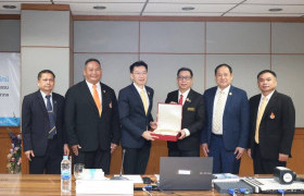 รูปภาพ : มทร.ล้านนา ร่วมขับเคลื่อนนโยบาย อว. ผลิตกำลังคนด้าน AI–เซมิคอนดักเตอร์ รองรับอุตสาหกรรมอนาคตของประเทศ