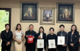 รูปภาพ : การประชุมร่วมกับผู้แทนจาก University of Victoria ประเทศแคนาดา