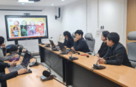 รูปภาพ : งานบริหารและผลิตสื่อฯ กองประชาสัมพันธ์ มทร.ล้านนา จัดกิจกรรมถ่ายทอดความรู้ “การแต่งภาพบุคคลเพื่องานประชาสัมพันธ์” เสริมทักษะการใช้ AI และเทคนิคดิจิทัล หนุนระบบนิเวศการบริหารสู่ความยั่งยืน