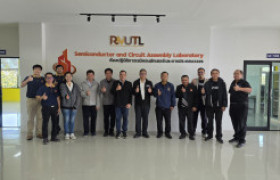 รูปภาพ : ดร.นพดล มณีเฑียร ร่วมเป็นวิทยากร VHDL/FPGA โครงการ Train the Trainer 2025 มุ่งยกระดับบุคลากรสู่อุตสาหกรรมเป้าหมาย