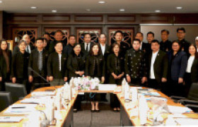 รูปภาพ : มทร.ล้านนา เป็นเจ้าภาพจัดกิจกรรมเครือข่ายอธิการบดีมหาวิทยาลัยเทคโนโลยีราชมงคล 9 แห่ง หารือทิศทางพัฒนากำลังคน วิจัย และนวัตกรรม