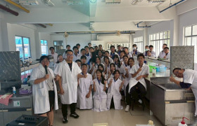 รูปภาพ :  โครงการอบรมเชิงปฎิบัติการ “กระบวนการเรียนรู้ด้านวิทยาศาสตร์ขั้นสูงบทเรียนโมดูทางวิทยาศาสตร์และเทคโนโลยี” 