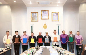 รูปภาพ : มทร.ล้านนา ร่วมผนึกกำลังเครือข่าย 8  ราชมงคล ลงนามความร่วมมือ “สถาบันการศึกษาสู่มาตรฐานความปลอดภัยที่ยั่งยืน” 