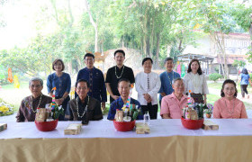 รูปภาพ :  มทร.ล้านนา จัดกิจกรรมประเพณีปี๋ใหม่เมือง สืบสานฮีตฮอยพื้นถิ่น ชู “ศิลปะลายคำ-อาหารพื้นถิ่น” สร้างสีสันสงกรานต์ล้านนา 
