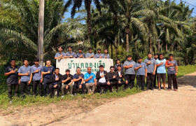 รูปภาพ : มทร.ล้านนา จัดอบรมถ่ายทอดเทคโนโลยีพลังงานชุมชน สานความร่วมมือพัฒนาบ้านคลองเรือ จ.ชุมพร สู่ความยั่งยืนตามศาสตร์พระราชา