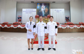 รูปภาพ : มทร.ล้านนา ตาก ร่วมพิธีวางพวงมาลา งานรัฐพิธีวันที่ระลึกคล้ายวันสวรรคต พระบาทสมเด็จพระปรเมนทรมหาอานันทมหิดล พระอัฐมรามาธิบดินทร