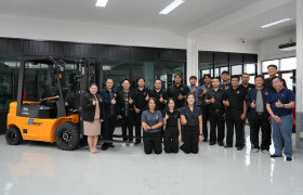 รูปภาพ : มทร.ล้านนา ตาก จับมือสถาบันพัฒนาฝีมือแรงงาน 43 ตาก จัดอบรมปั้นผู้ทดสอบมาตรฐานฝีมือแรงงาน ยกระดับสายอาชีพโลจิสติกส์