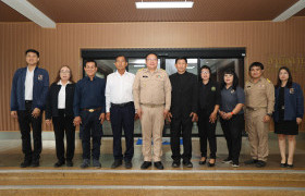 รูปภาพ : กองประชาสัมพันธ์ มทร.ล้านนา ร่วมประชุมขับเคลื่อนงานกิจการนักศึกษาและศิษย์เก่าสัมพันธ์ เดินหน้าบูรณาการการสื่อสารสร้างเครือข่ายศิษย์เก่าเพื่อพัฒนานักศึกษา